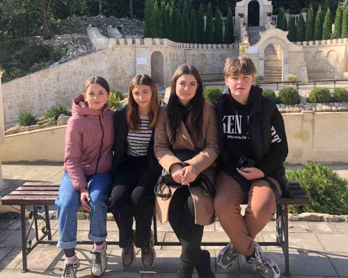 5 фото в блок цікаві факти з життя школи_ №5 0-02-05-358bab020d20c2e26976db41b4f641df5c1559420ad59f9cf815952e5ff24c89_40884dd439aeb1c0 - Ніна Гречанник